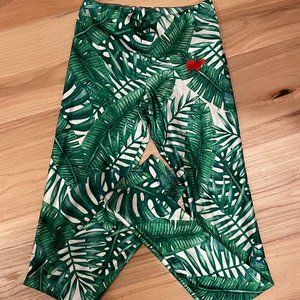 Goldsheep Green and White Palm Leggings